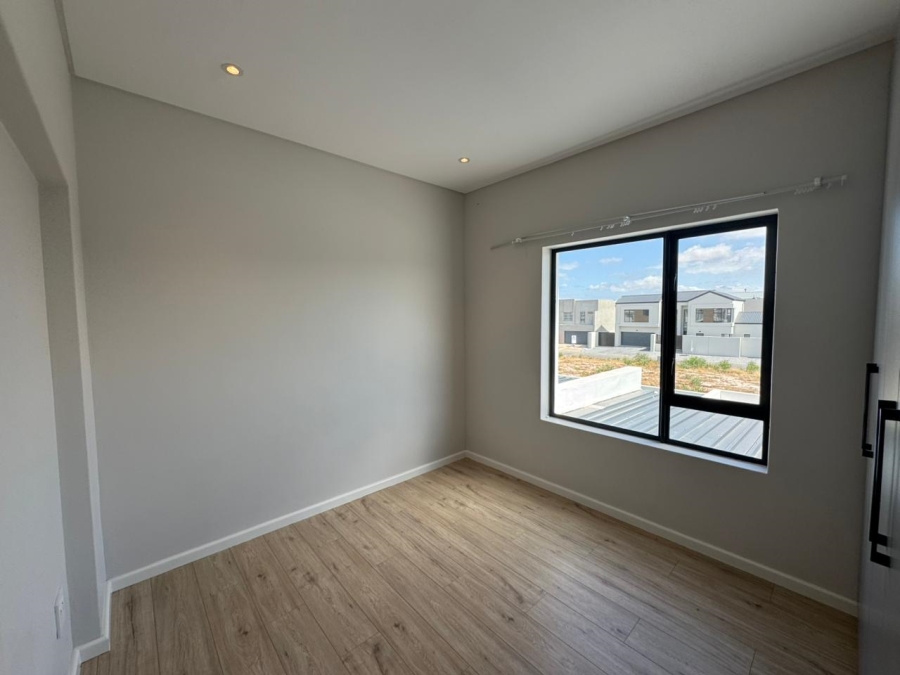 4 Bedroom Property for Sale in Sandown Western Cape